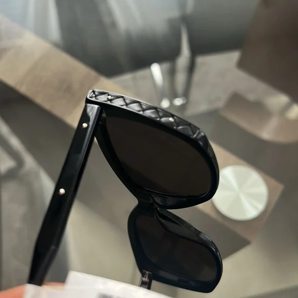 NEW Bottega Veneta BV0182S Sunglasses in Black, EXCELLENT! Retail $510